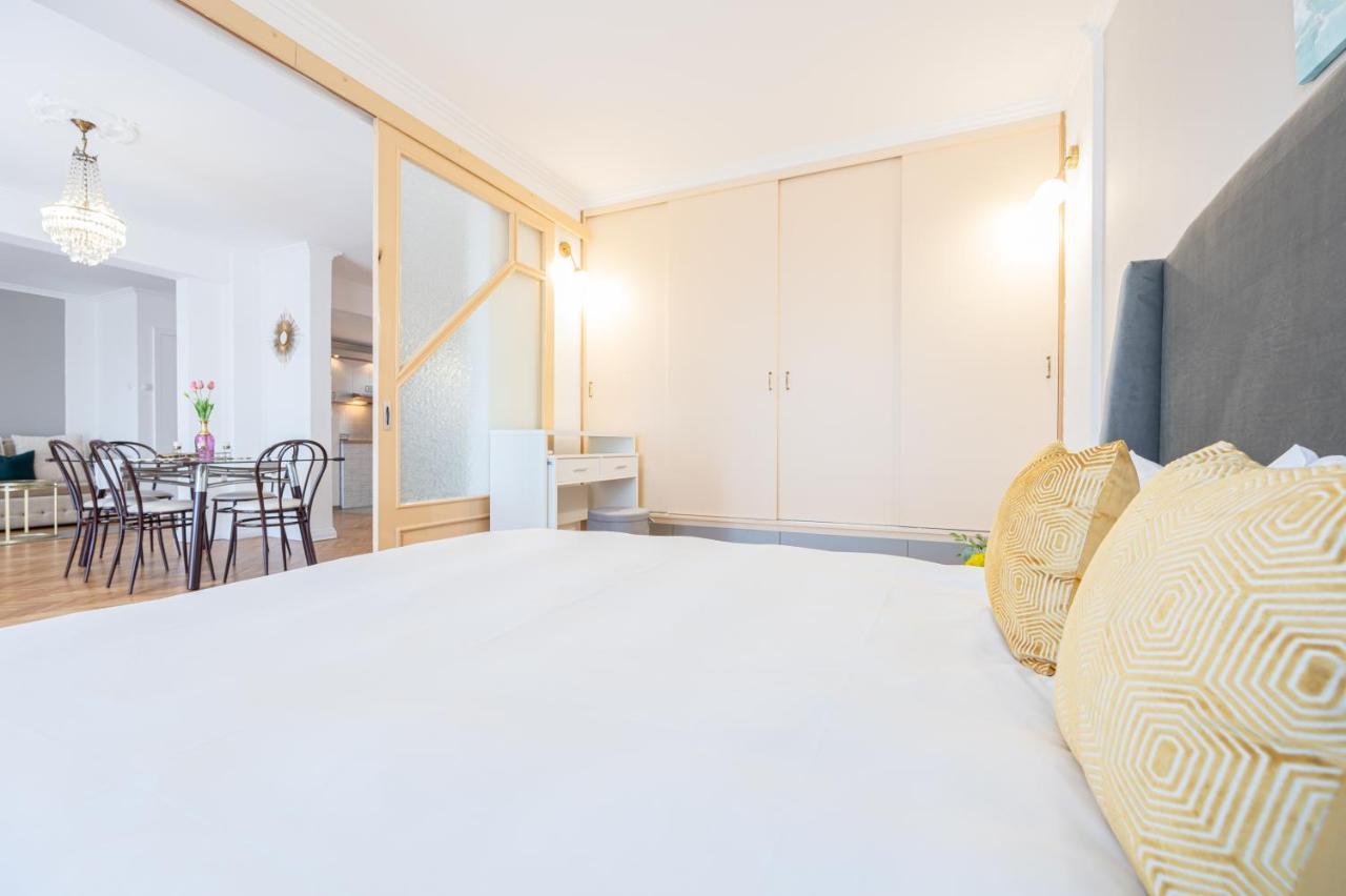 Haga Flat Appartement Oradea Buitenkant foto