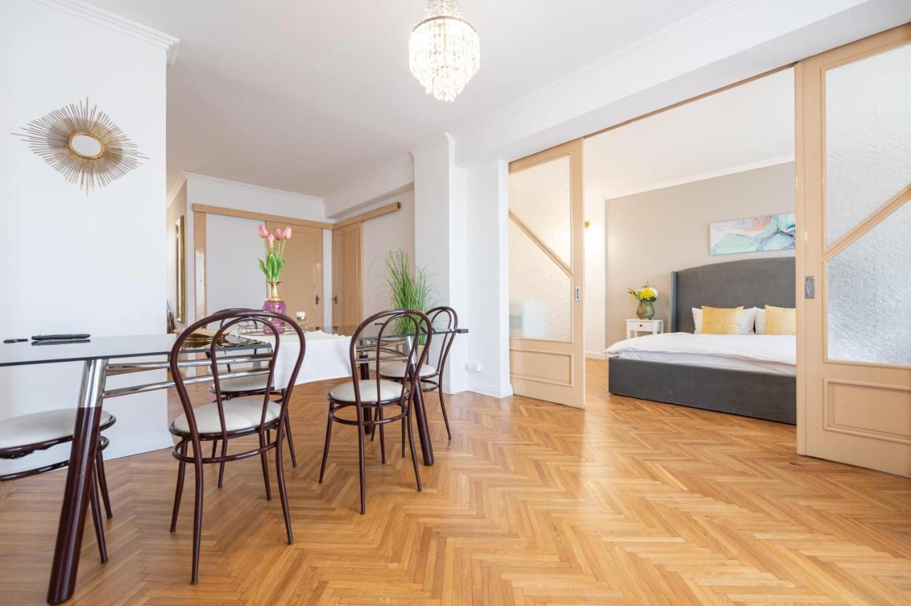 Haga Flat Appartement Oradea Buitenkant foto